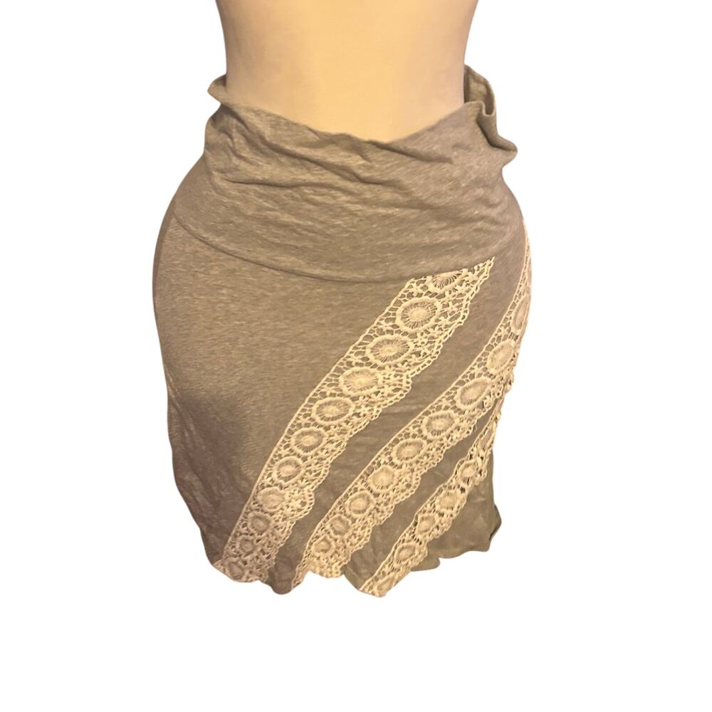 Mystree skirt size medium